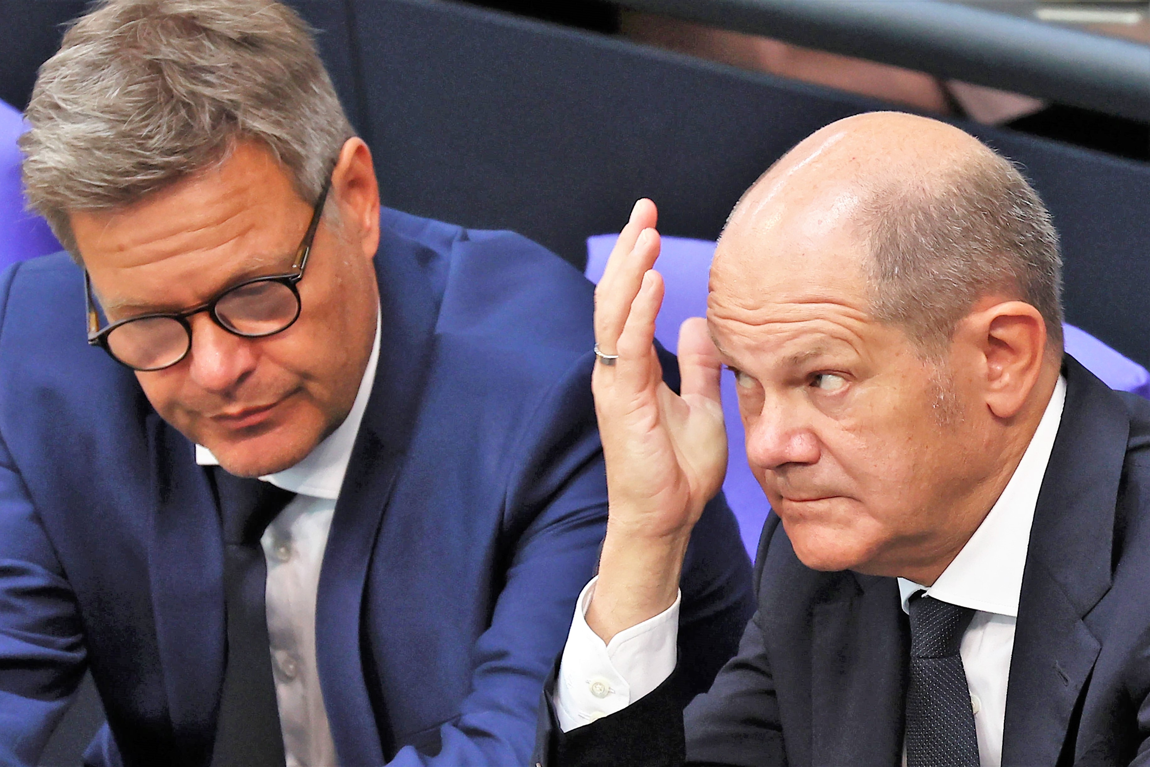 Angst um Deutschland! Hunderttausende Jobs in Gefahr - Geheimpapier der EU beunruhigt das Kanzleramt