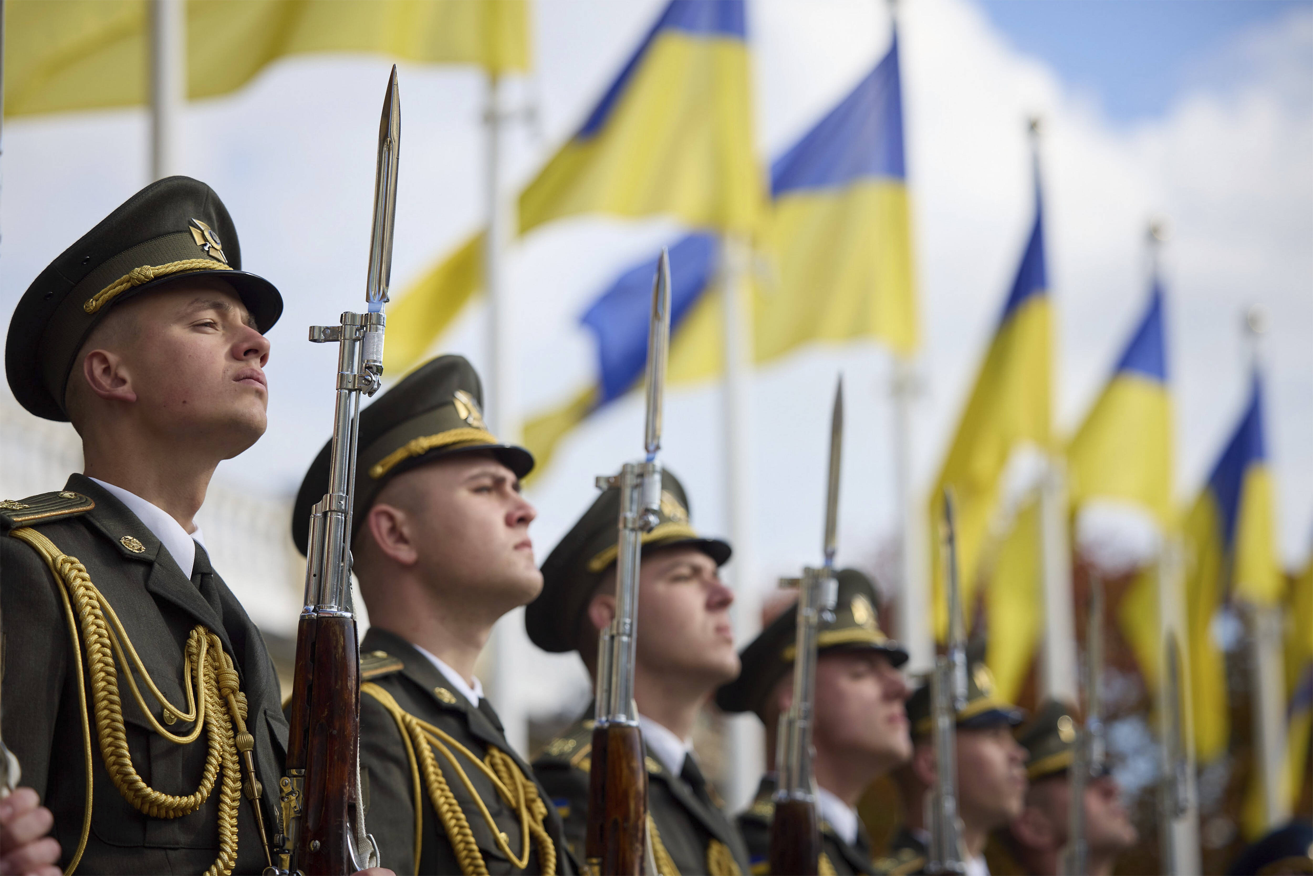 Ukraine sammelt 200.000 Soldaten im Donbass - Prigoschin erwartet heftige Gegenoffensive mit 3 Angriffswellen 