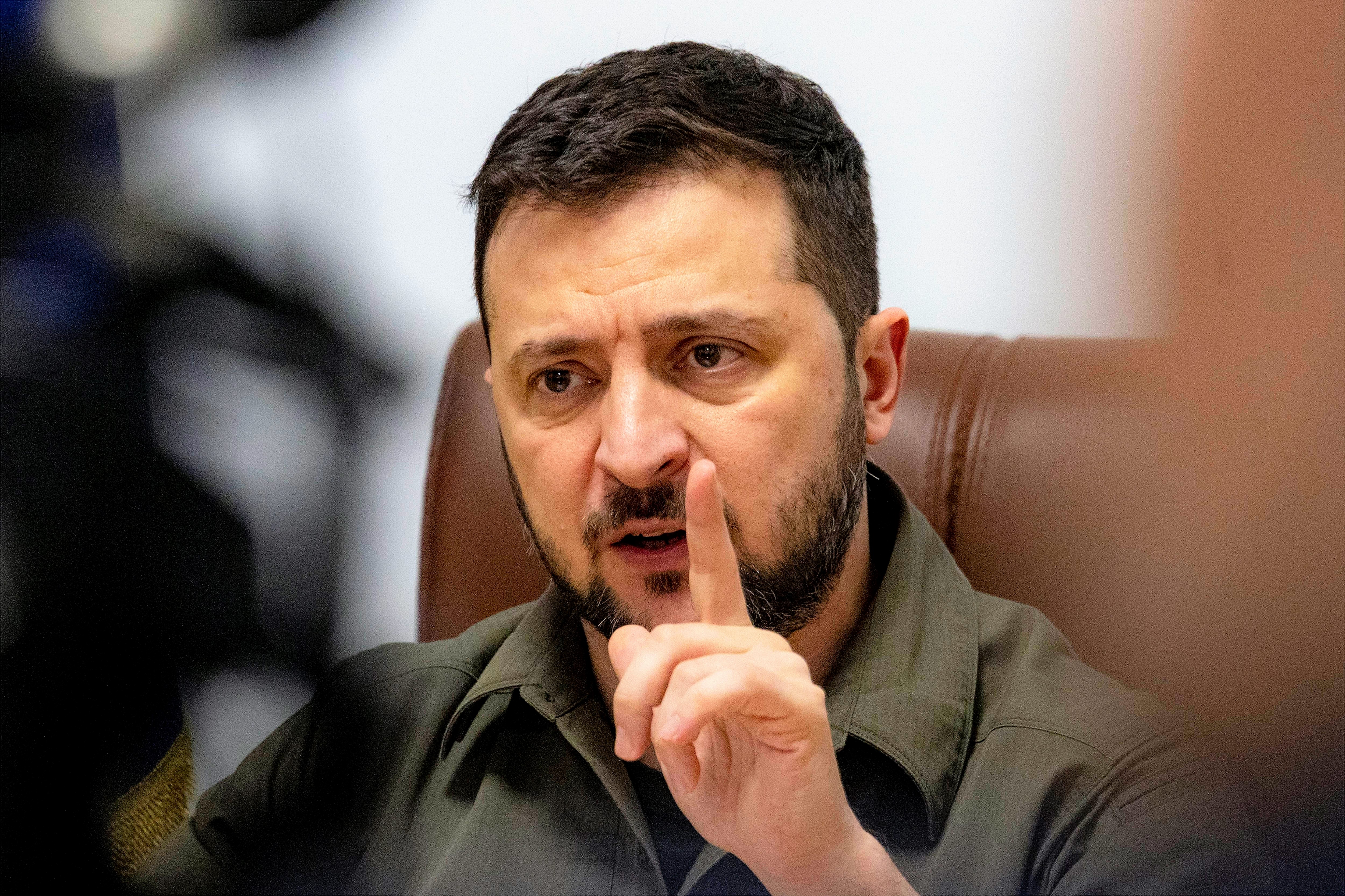 Rückzug aus Bachmut! Rettet Selenskyj jetzt seine Truppen bevor sich der Kessel schließt?