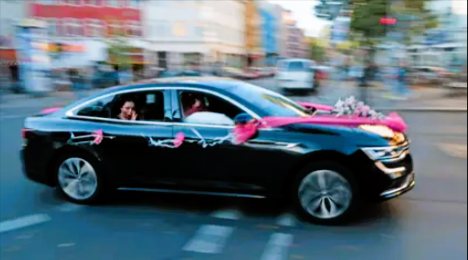 Hochzeits-Autokorso verunglückt! mindestens ein Toter, mehrere Verletzte!