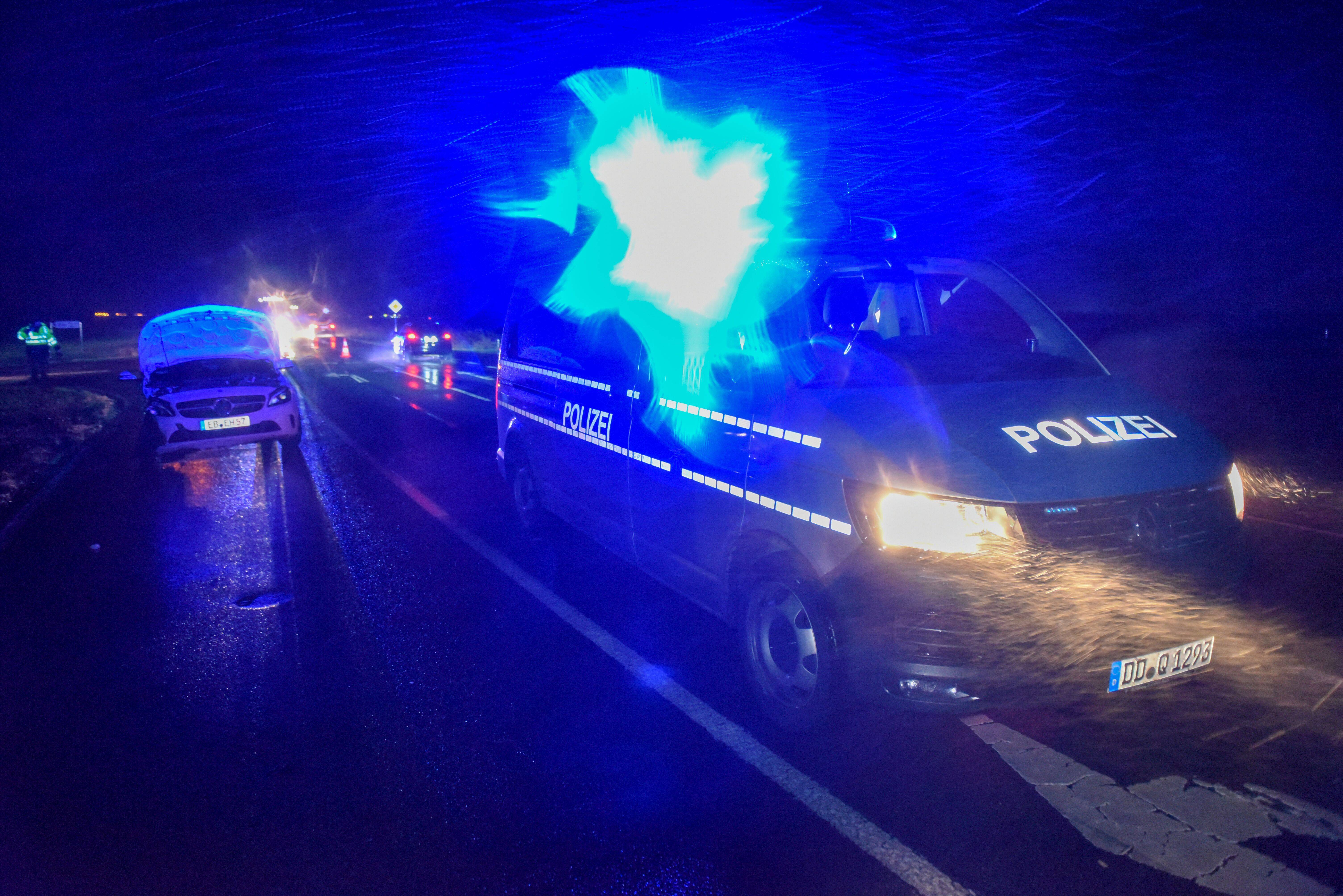 Lehrerin erschossen! Frau sitzt tot im Auto auf der A9! Polizei steht vor Rätsel