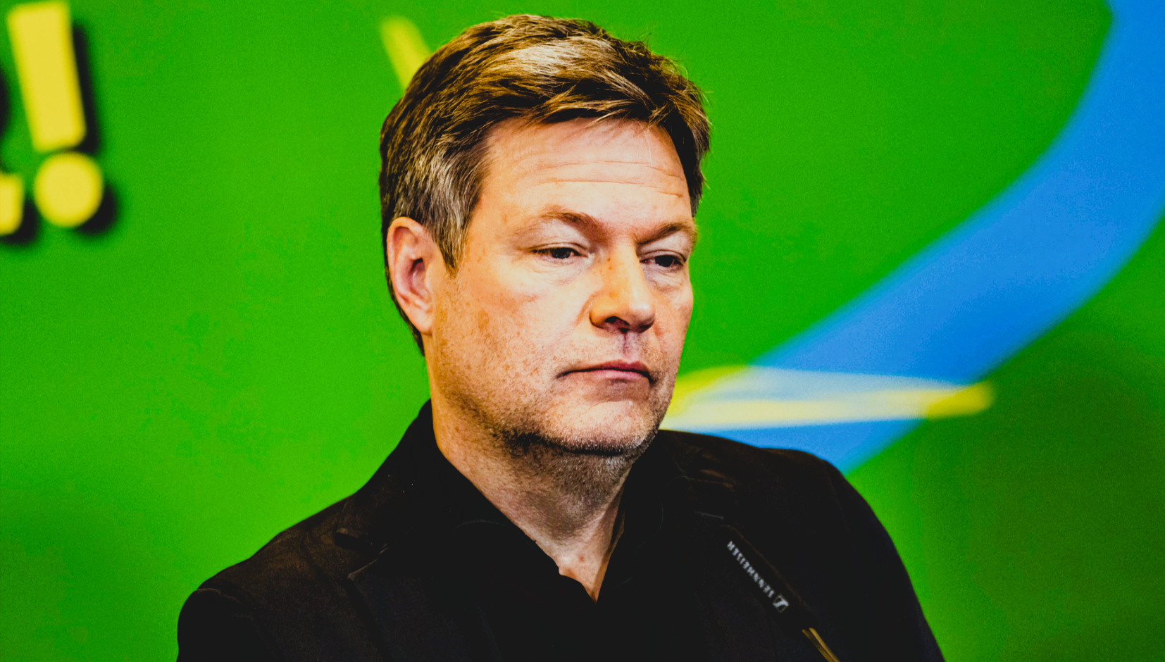 Robert Habeck stinksauer - Zerbricht die Ampel am Heizgesetz? Grünen-Chef wirft FDP Wortbruch vor!