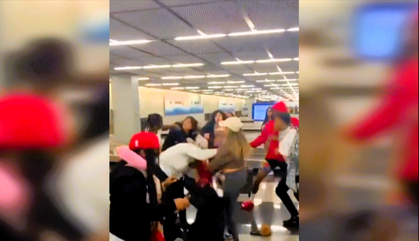 Schlägerei am Flughafen! Pilot lässt Familie am Airport Düsseldorf zurück!