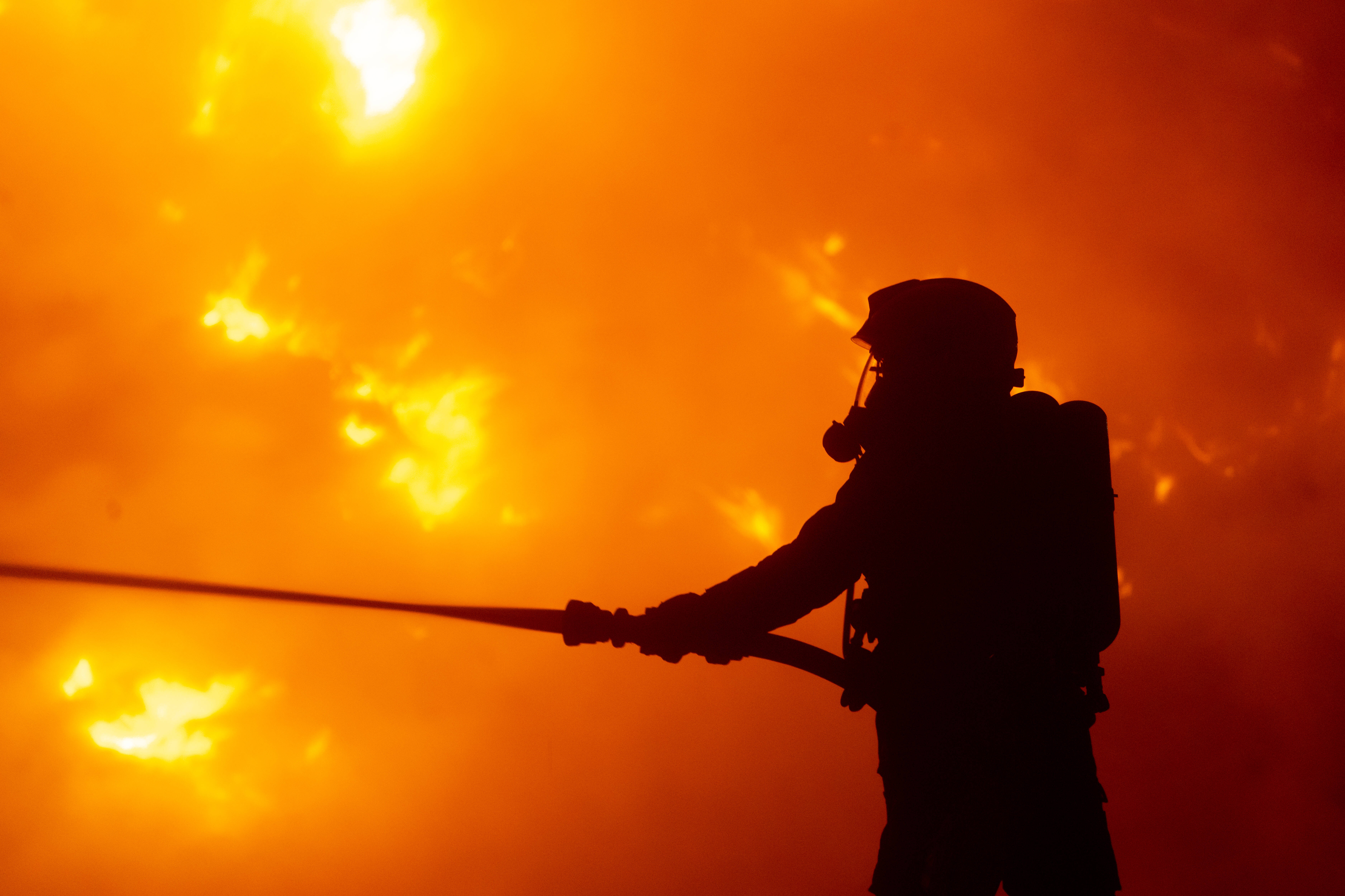 Gefahr für Türkei-Urlauber: Schwere Waldbrände bedrohen Urlaubsorte!