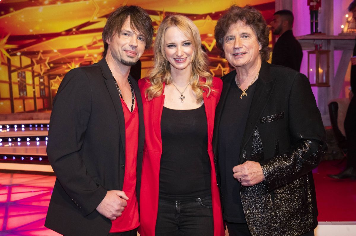 Olaf der Flipper: Das machen seine Kinder heute – Pia im Rampenlicht, Sven im Hintergrund