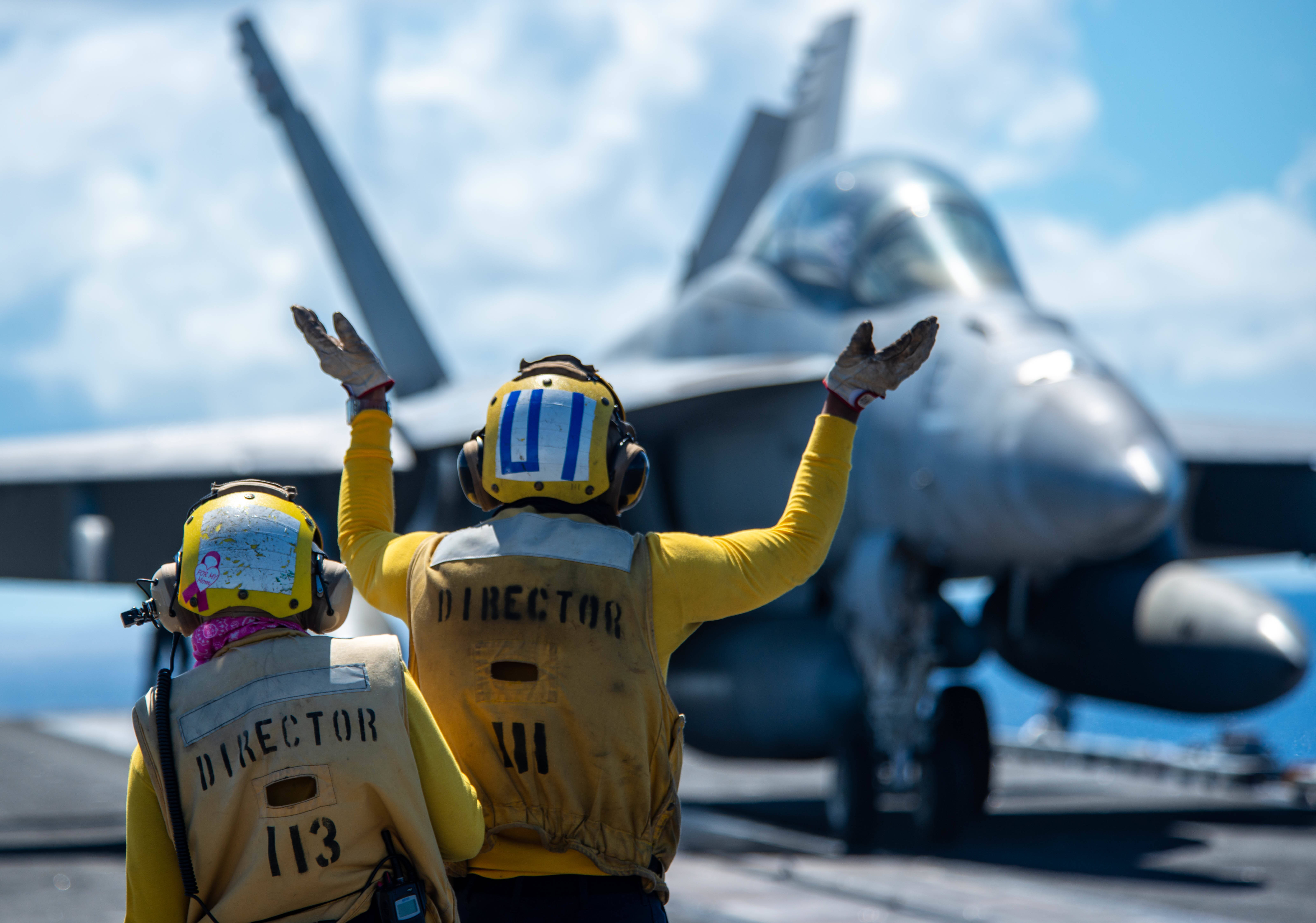 Im Video! Russischer Kampfjet stürzt bei Übungen in Wohnhaus auf russischem Gebiet! 