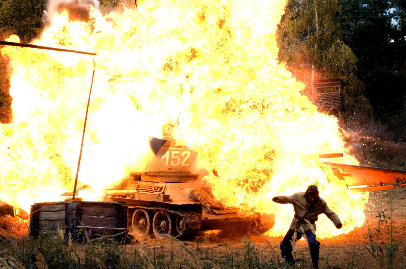 Im Video! Ukraine meldet Zerstörung einer ganzen Panzerkolonne der Russen - Kämpfe um Cherson toben weiter!