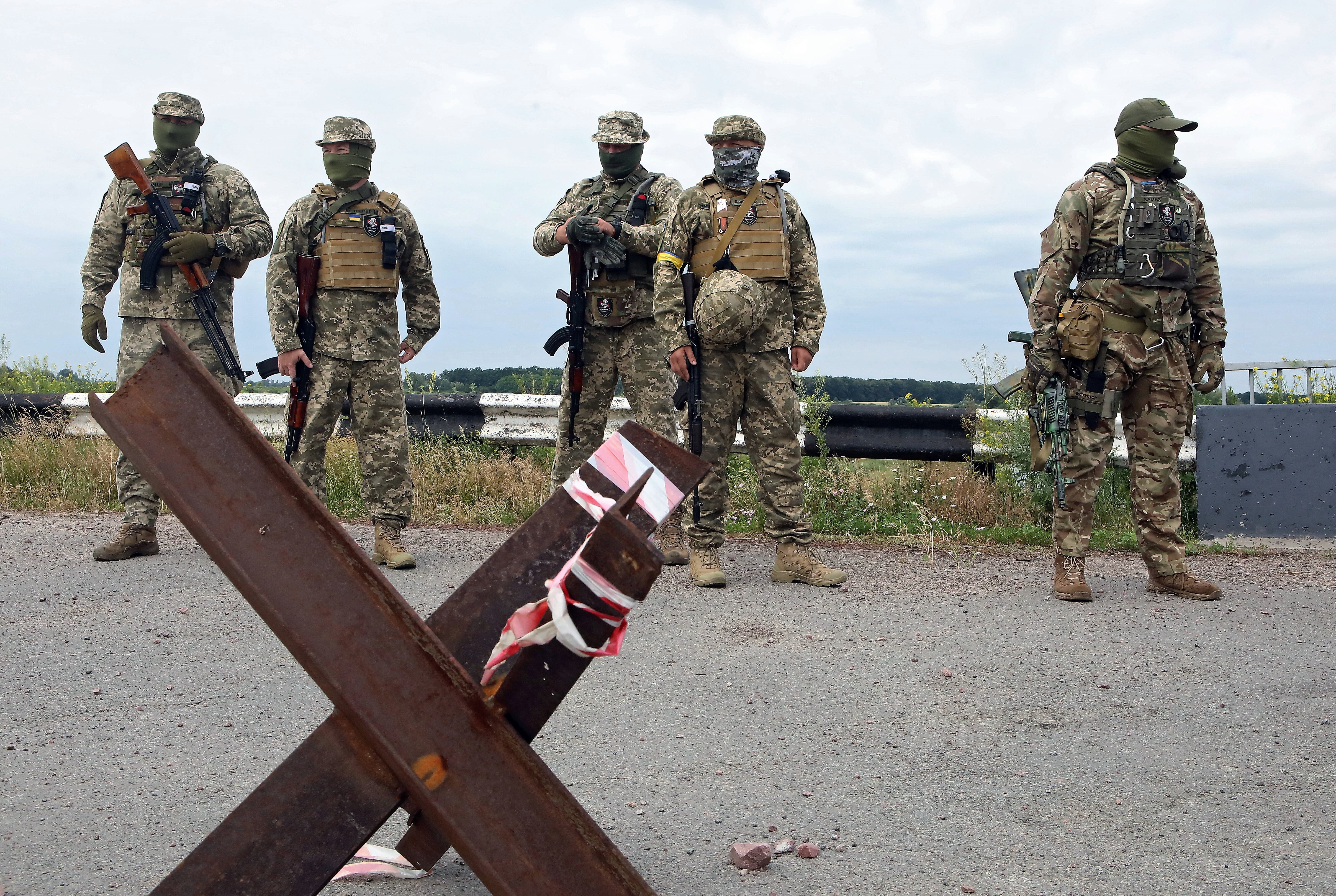 Putin baut eine Festung! Krim soll zum Bollwerk werden! Satellitenbilder bestätigen den Verdacht! Was plant Putin jetzt?