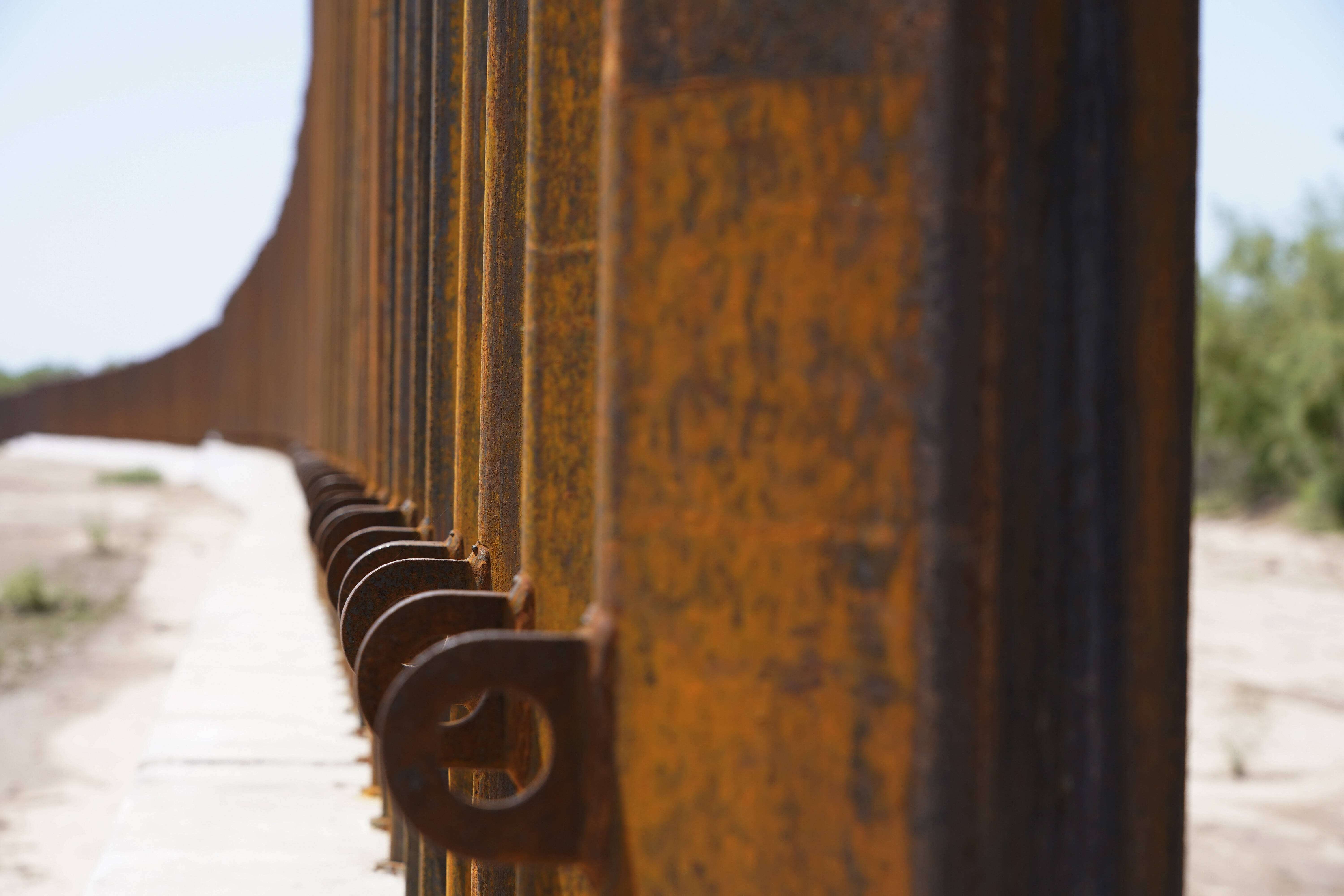 Politiker wollen Mauer um Europa errichten! Erster europäischer Regierungschef mit drastischer Forderung!