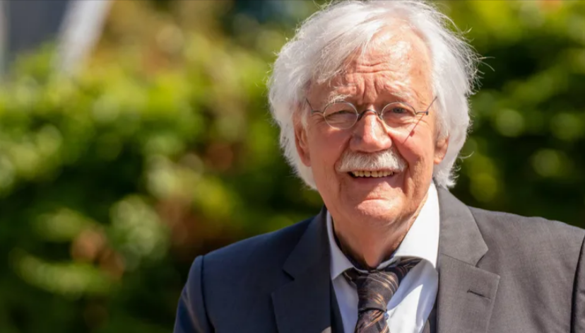 Das Herz! TV-Moderator Carlo von Tiedemann im Krankenhaus! Sorge um bekannten Moderator