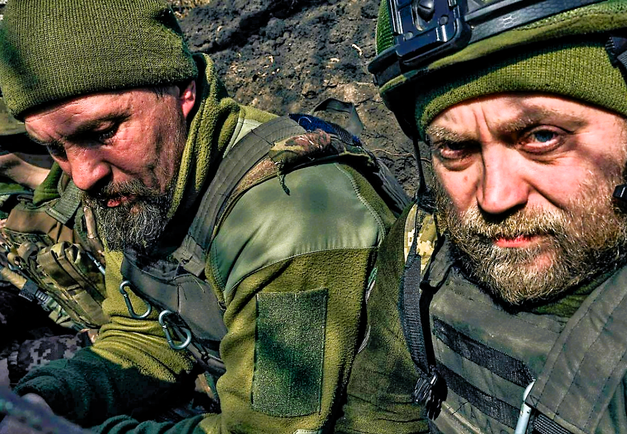 Putin ist pleite! Wegen zu hoher Kosten im Ukraine-Krieg - Putin muss seinen Schergen den Sold kürzen