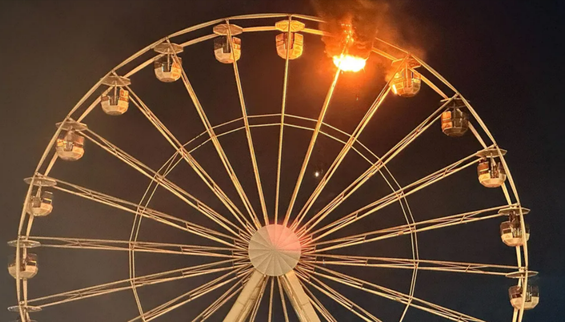 Brandkatastrophe bei Festival, 65 Verletzte! Voll besetztes Riesenrad fing Feuer